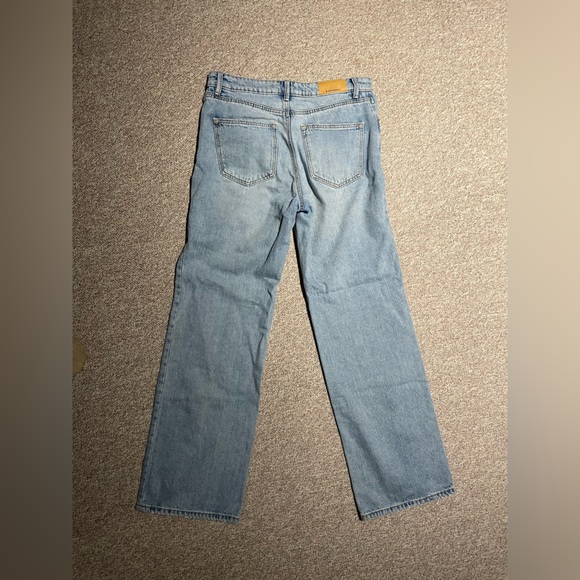 Mid-rise, Wide Leg Stradivarius Jeans - Picture 4 of 5